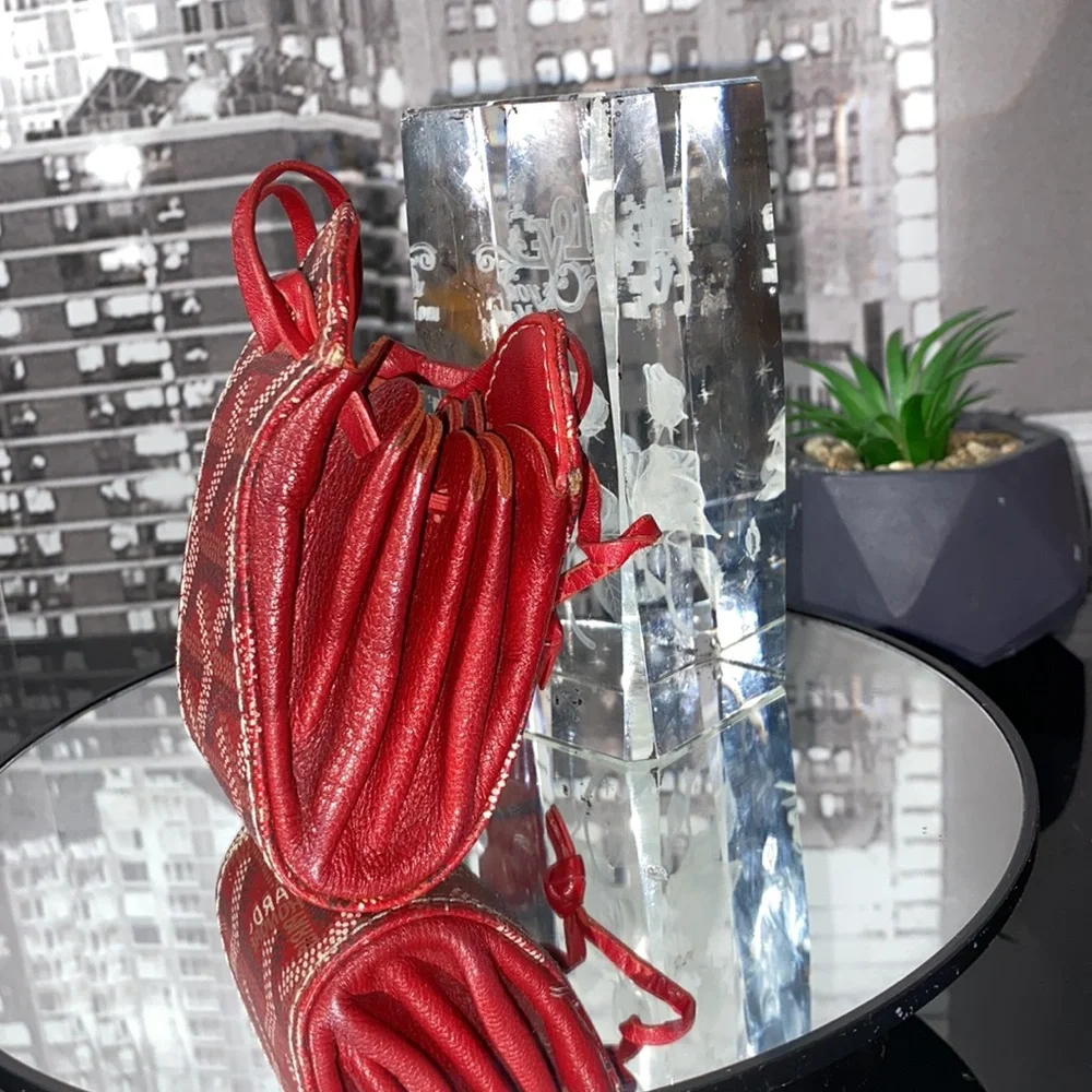 Authentic GOYARD Herringbone Leather Mini Drawstring Pouch Bag Bordeaux - Picture 6 of 17